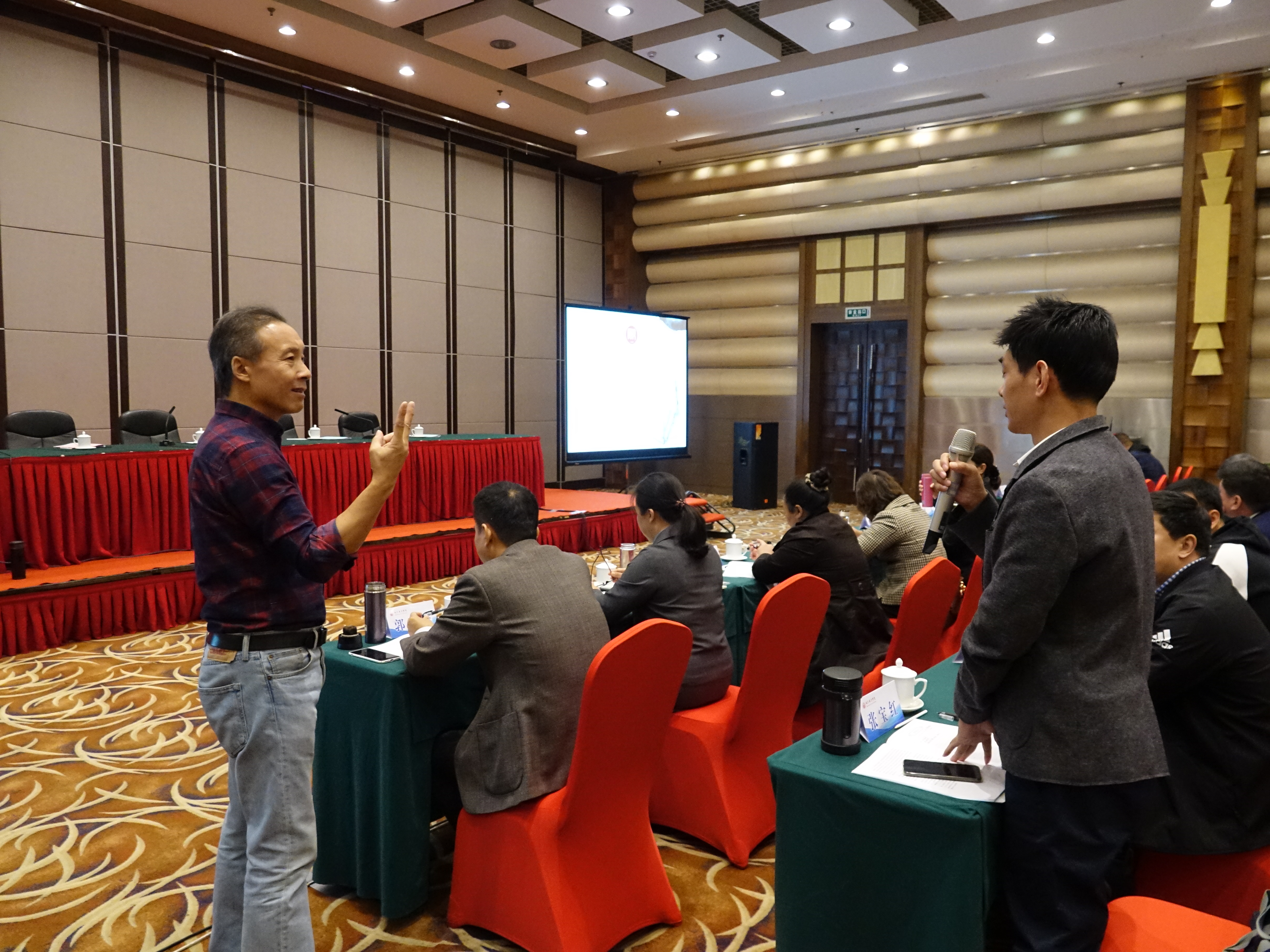 微信图片_201910291324372.jpg